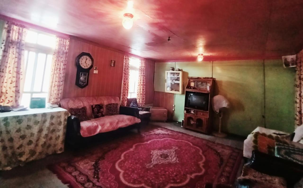 Island Daire Srīnagar Dış mekan fotoğraf
