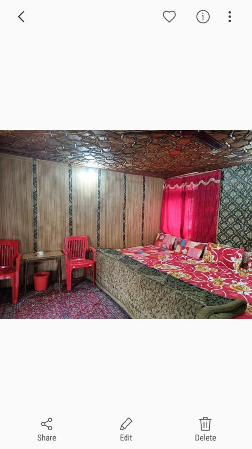 Island Daire Srīnagar Dış mekan fotoğraf